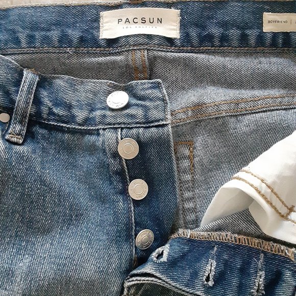 PacSun Boyfriend distressed denim blue jeans (26) - Picture 2 of 9